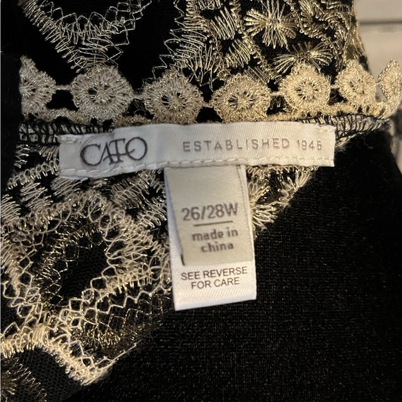 CATO GORGEOUS GOLD METALLIC EMBROIDERY WITH SHEER BLACK MESH SLEEVELESS PLUS TOP - Picture 11 of 13